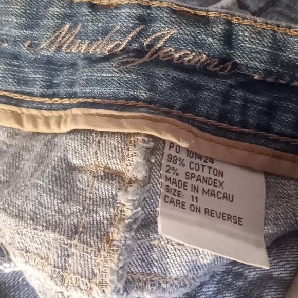 Jean shorts - Picture 3 of 3